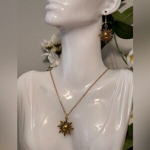 Sun Pendant Necklace and Earrings Set Gold Tone Stainless Steel Chain New